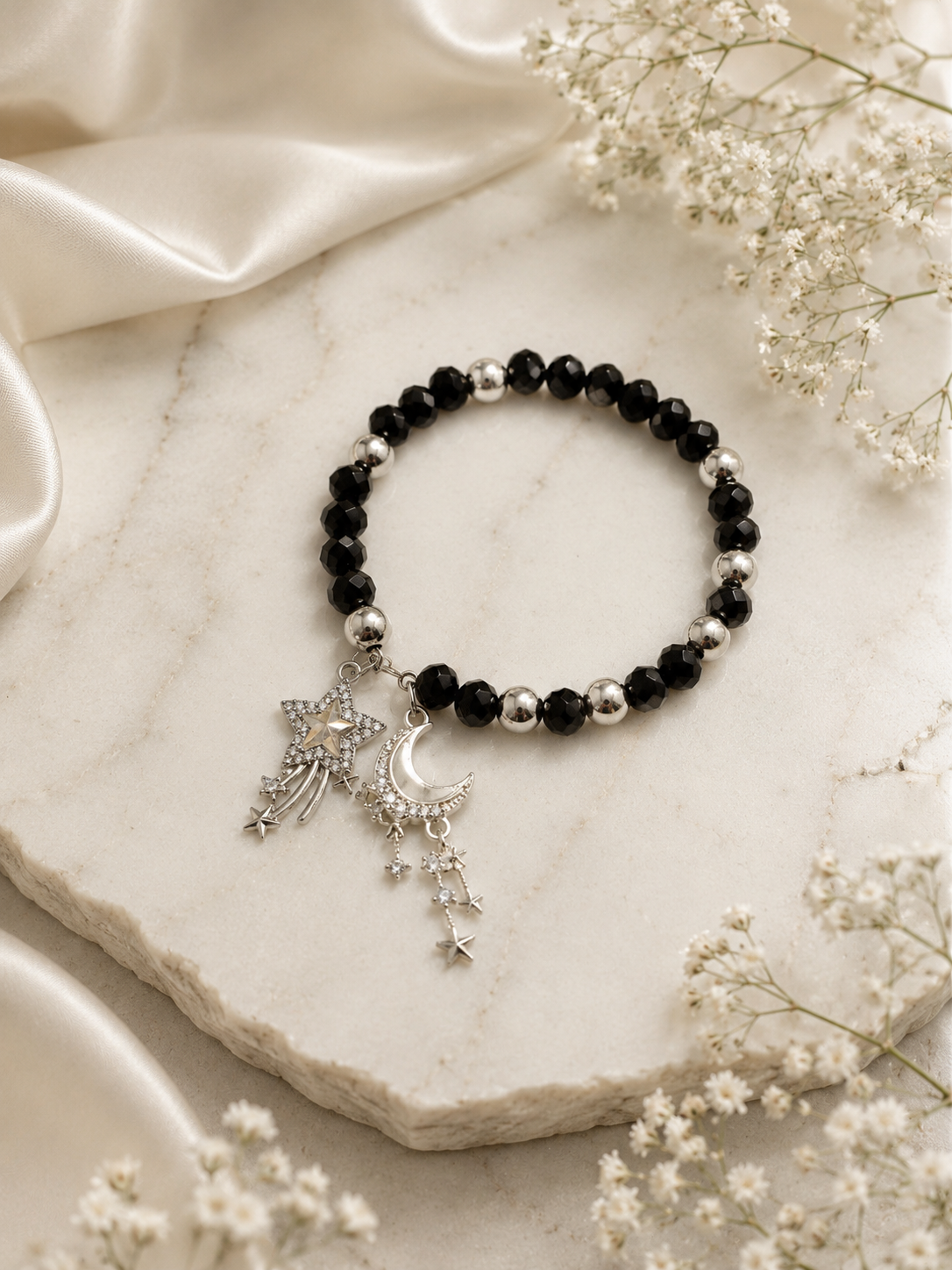 Memory Wire glistening night Bracelet